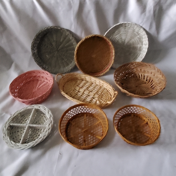 5 Wicker Baskets  Vintage Rattan Boho Raffia Straw Small Cottagecore Wall Decor - Picture 5 of 5